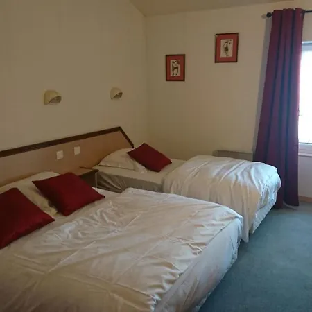 Des Deux Porches Hotel