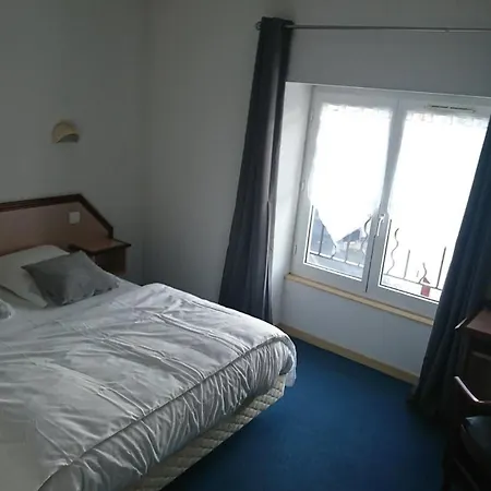 Hotel Les Deux Porches Verrieres (Charente)