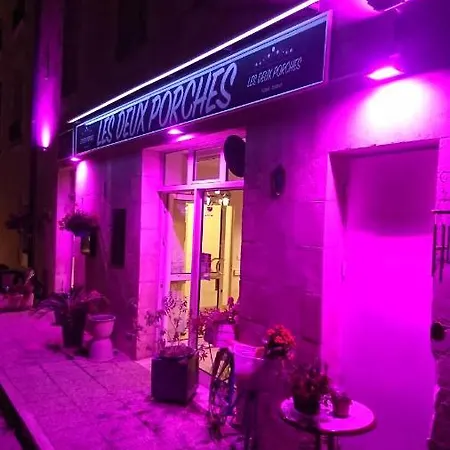 Les Deux Porches Verrieres (Charente)