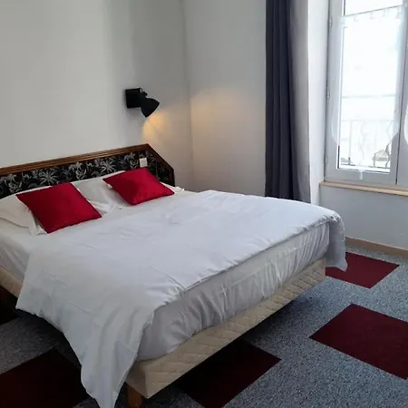 Hotel Les Deux Porches 2*