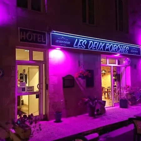 Les Deux Porches