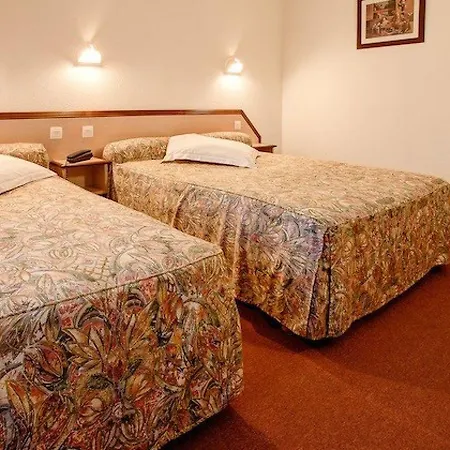 Les Deux Porches 호텔 2*