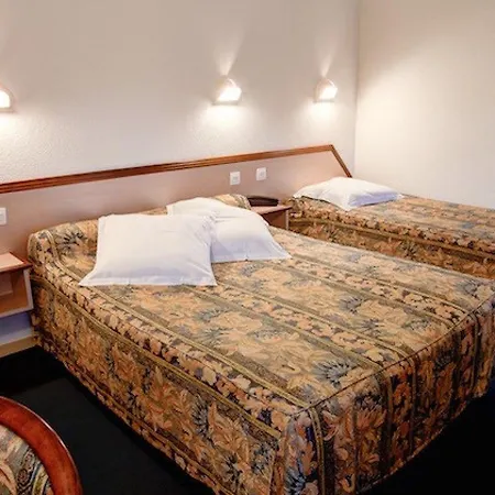 Les Deux Porches Hotel 2*
