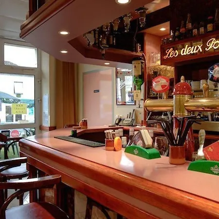 Les Deux Porches 2* Verrieres (Charente)