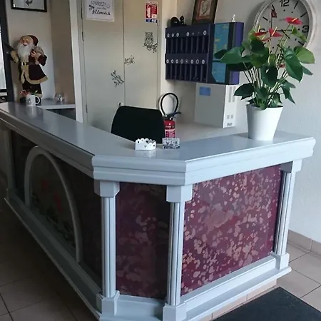 Les Deux Porches Hotel 2*