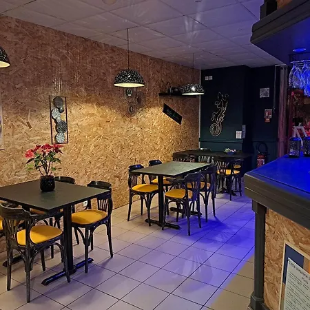 Hotel Les Deux Porches 2*
