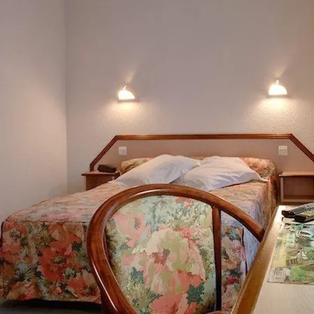Les Deux Porches Hotel 2*