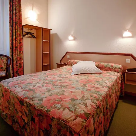 Les Deux Porches Hotel 2*