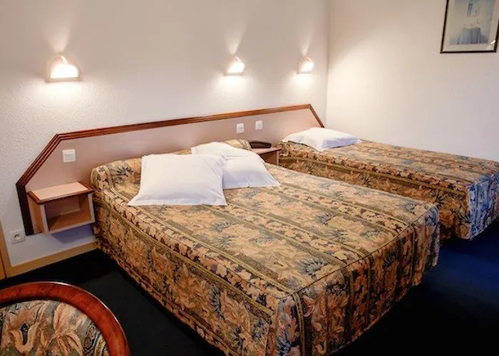 Les Deux Porches Otel 2*