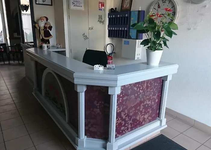 Les Deux Porches Otel 2*