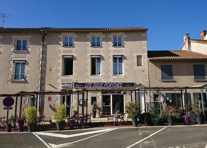 Otel Les Deux Porches 2*